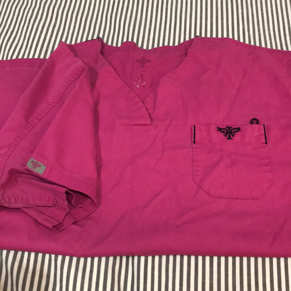 Med Couture Scrub top